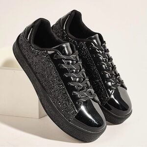 UUBARIS Rhinestone Sneakers